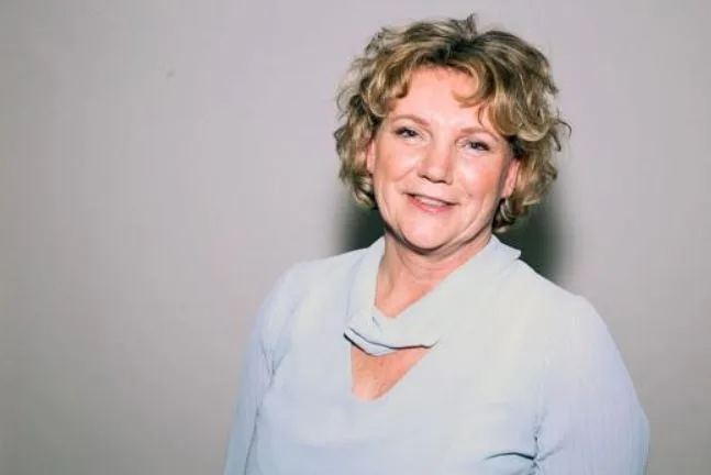 Monique  Schuttenbeld