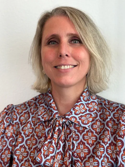 Leonie  Andriesse