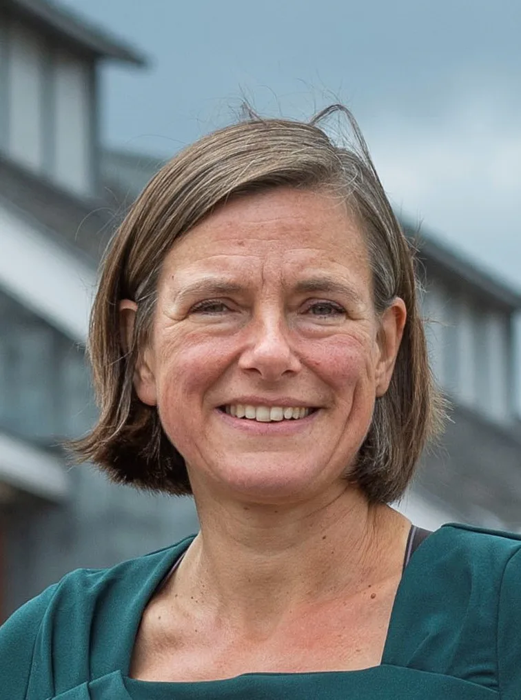 Selina  Roskam