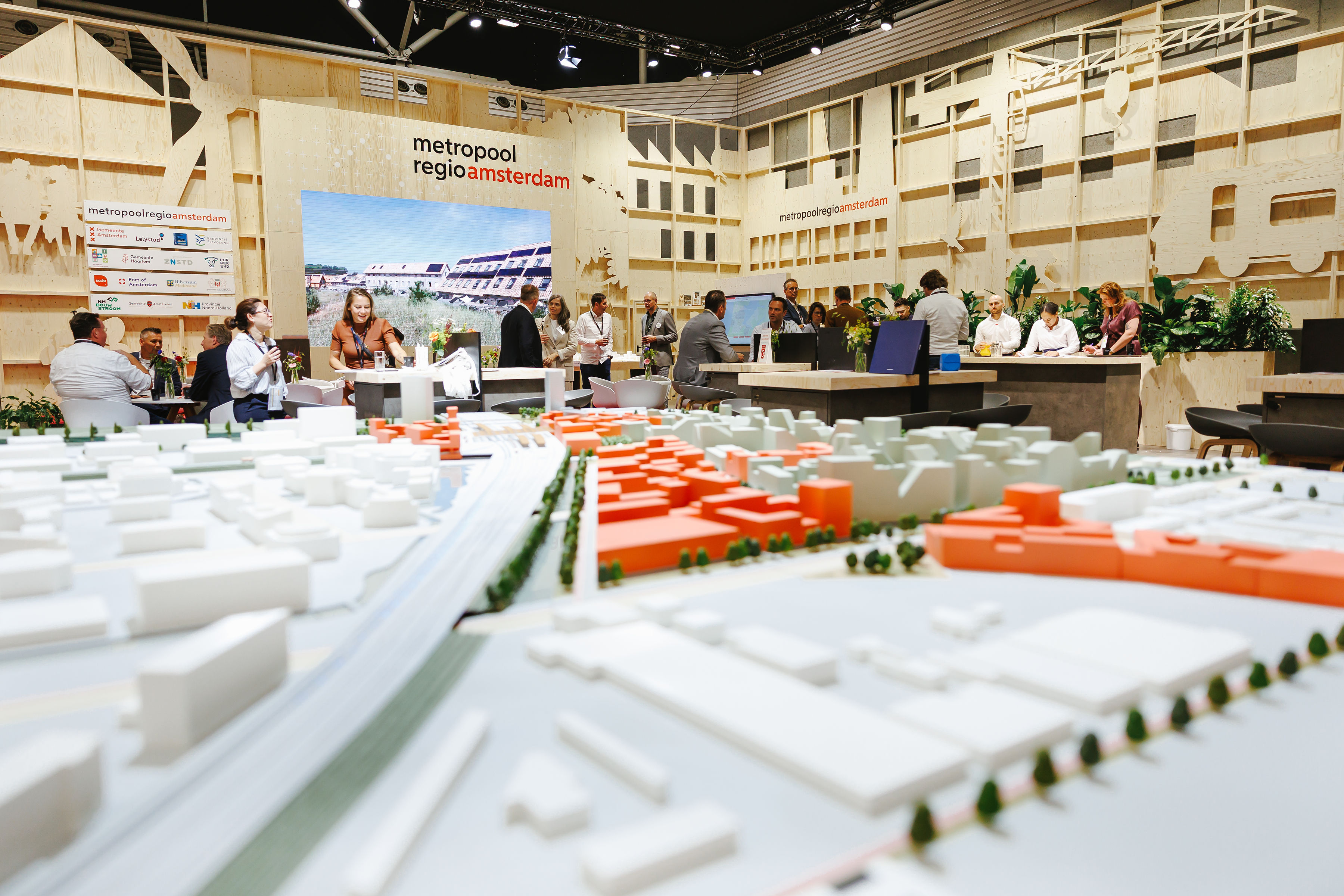 PROVADA welcomes new municipal governments to the trade fair